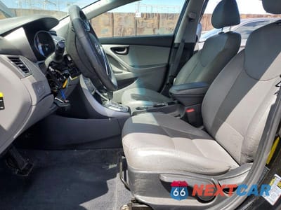 Zdjęcie 7 z 12 samochodu: 2012 HYUNDAI ELANTRA LIMITED VIN:KMHDH4AE7CU257063 - miniatura