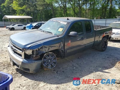 2008 CHEVROLET SILVERADO K1500 2GCEK190681224852 - główne zdjęcie licytacji z USA - miniatura