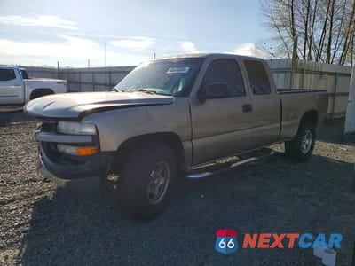 2002 CHEVROLET SILVERADO K1500 2GCEK19V821268855 - główne zdjęcie licytacji z USA - miniatura