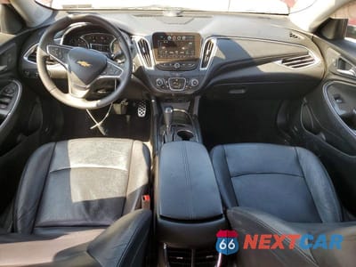 Zdjęcie 8 z 13 samochodu: 2016 CHEVROLET MALIBU LT VIN:1G1ZE5ST0GF330038 - miniatura