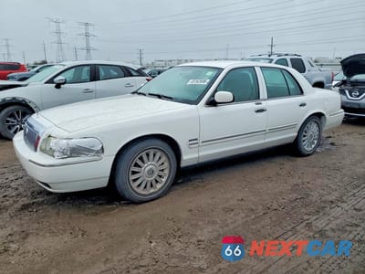 2010 MERCURY GRAND MARQUIS 2MEBM7FV6AX630115 - główne zdjęcie licytacji z USA - miniatura