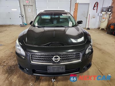 Piąte zdjęcie samochodu w środku: 2011 NISSAN MAXIMA 3.5 S VIN:1N4AA5AP8BC862187 - miniatura