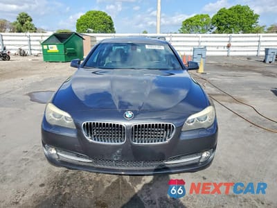 Piąte zdjęcie samochodu w środku: 2011 BMW 528 I VIN:WBAFR1C5XBC260529 - miniatura
