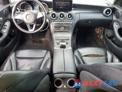 Zdjęcie 8 z 12 samochodu: 2016 MERCEDES-BENZ C 300 VIN:55SWF4JB6GU166002 - miniatura
