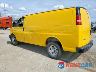 Drugie zdjęcie samochodu z przodu: 2020 CHEVROLET EXPRESS G2500 - CARGO VAN VIN:1GCWGAFP0L1156957 - miniatura