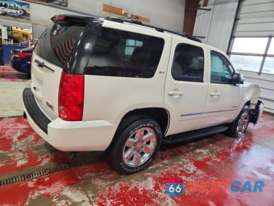 Trzecie zdjęcie samochodu z tyłu: 2013 GMC YUKON SLT VIN:1GKS2CE08DR181495 - miniatura