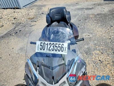 Piąte zdjęcie samochodu w środku: 2012 CAN-AM SPYDER ROADSTER RT-LTD VIN:2BXJBRC18CV000143 - miniatura