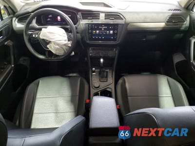 Zdjęcie 8 z 13 samochodu: 2020 VOLKSWAGEN TIGUAN SE VIN:3VV2B7AX5LM034428 - miniatura