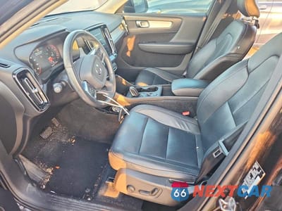 Zdjęcie 7 z 13 samochodu: 2019 VOLVO XC40 T5 MOMENTUM VIN:YV4162UK6K2054613 - miniatura