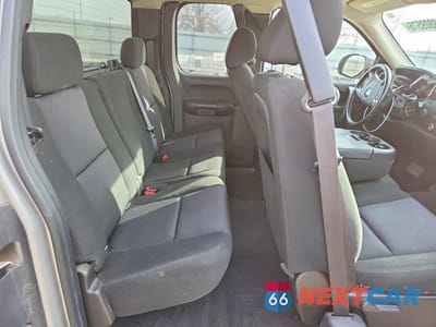 Zdjęcie 10 z 12 samochodu: 2010 GMC SIERRA K1500 SLE VIN:1GTSKVE38AZ131970 - miniatura