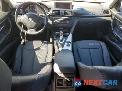 Zdjęcie 8 z 11 samochodu: 2013 BMW 328 I VIN:WBA3A5C50DF603741 - miniatura