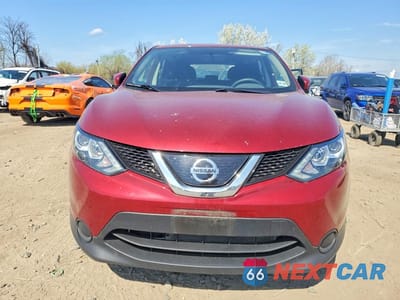 Piąte zdjęcie samochodu w środku: 2019 NISSAN ROGUE SPORT S VIN:JN1BJ1CR1KW337298 - miniatura