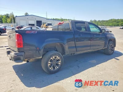 Trzecie zdjęcie samochodu z tyłu: 2021 CHEVROLET COLORADO Z71 VIN:1GCGTDEN5M1109040 - miniatura