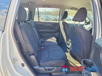 Zdjęcie 11 z 12 samochodu: 2018 HONDA PILOT LX VIN:5FNYF6H13JB022269 - miniatura