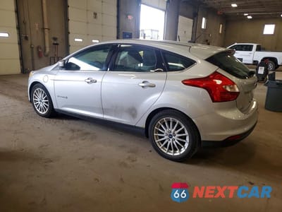 Drugie zdjęcie samochodu z przodu: 2014 FORD FOCUS BEV VIN:1FADP3R4XEL330308 - miniatura
