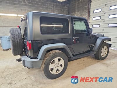 Trzecie zdjęcie samochodu z tyłu: 2010 JEEP WRANGLER SPORT VIN:1J4AA2D19AL162395 - miniatura