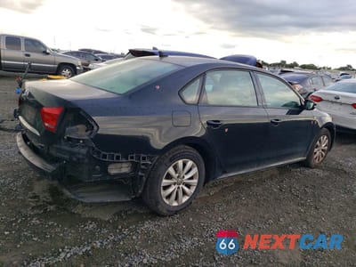 Trzecie zdjęcie samochodu z tyłu: 2013 VOLKSWAGEN PASSAT S VIN:1VWAP7A3XDC139829 - miniatura