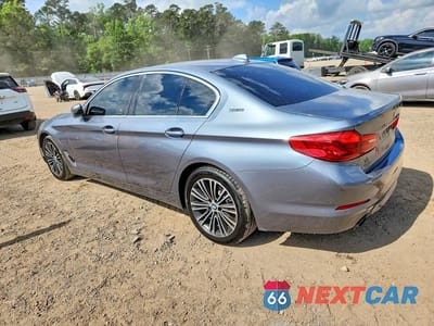 Drugie zdjęcie samochodu z przodu: 2019 BMW 530E VIN:WBAJA9C57KB388474 - miniatura
