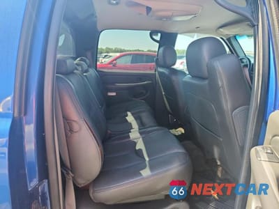Zdjęcie 10 z 12 samochodu: 2003 CHEVROLET AVALANCHE C1500 VIN:3GNEC13T73G120491 - miniatura