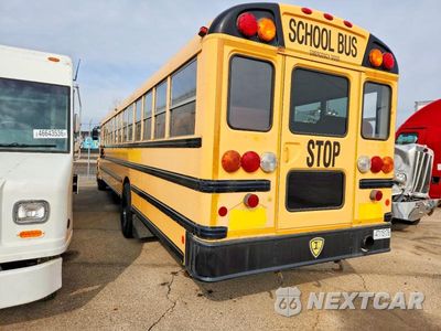 Trzecie zdjęcie samochodu z tyłu: 2009 IC CORPORATION CE SERIES SCHOOL - SCHOOL BUS VIN:4DRBUAAN39B048313 - miniatura