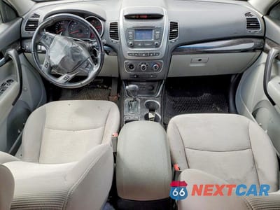 Zdjęcie 8 z 12 samochodu: 2014 KIA SORENTO LX VIN:5XYKT4A79EG461847 - miniatura