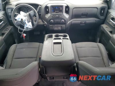 Zdjęcie 8 z 11 samochodu: 2022 CHEVROLET SILVERADO C1500 CUSTOM VIN:3GCPABEK6NG529974 - miniatura