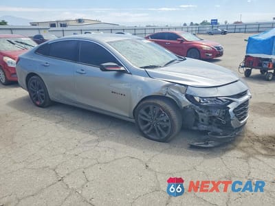 Czwarte zdjęcie samochodu z boku: 2023 CHEVROLET MALIBU PREMIER VIN:1G1ZE5ST8PF134333 - miniatura