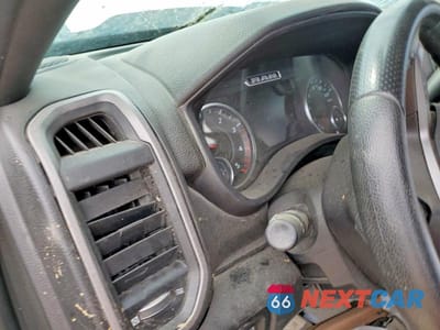 Zdjęcie 9 z 12 samochodu: 2022 RAM 2500 TRADESMAN VIN:3C6UR5CLXNG220654 - miniatura