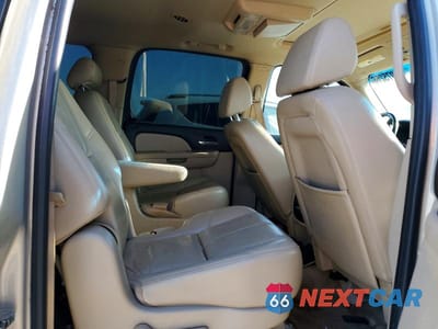 Zdjęcie 10 z 11 samochodu: 2007 CHEVROLET SUBURBAN K1500 VIN:3GNFK16307G237399 - miniatura