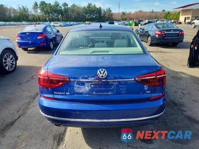 Zdjęcie 6 z 12 samochodu: 2017 VOLKSWAGEN PASSAT SE VIN:1VWBT7A32HC055087 - miniatura