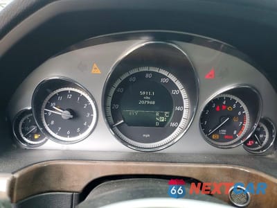 Zdjęcie 9 z 11 samochodu: 2010 MERCEDES-BENZ E 350 VIN:WDDHF5GB7AA218878 - miniatura