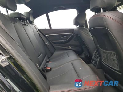 Zdjęcie 10 z 13 samochodu: 2018 BMW 330 XI VIN:WBA8D9C50JA608001 - miniatura