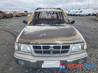 Piąte zdjęcie samochodu w środku: 2000 SUBARU FORESTER S VIN:JF1SF6555YH721285 - miniatura