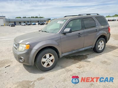 2010 FORD ESCAPE XLT 1FMCU0D74AKC76661 - główne zdjęcie licytacji z USA - miniatura