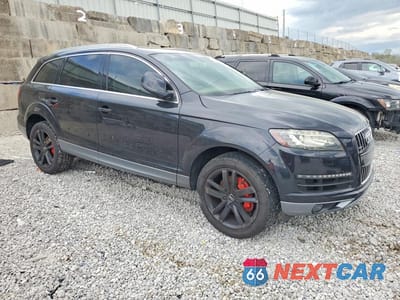 Czwarte zdjęcie samochodu z boku: 2012 AUDI Q7 PREMIUM PLUS VIN:WA1LGAFE3CD006383 - miniatura