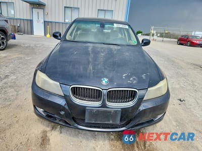 Piąte zdjęcie samochodu w środku: 2011 BMW 328 XI SULEV VIN:WBAPK5C5XBF123914 - miniatura