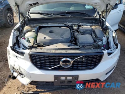 Zdjęcie 12 z 13 samochodu: 2021 VOLVO XC40 T5 R-DESIGN VIN:YV4162UM5M2522514 - miniatura