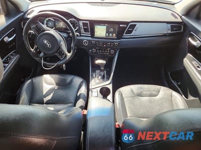 Zdjęcie 8 z 12 samochodu: 2017 KIA NIRO EX TOURING VIN:KNDCE3LC5H5052745 - miniatura