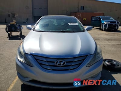 Piąte zdjęcie samochodu w środku: 2012 HYUNDAI SONATA LIMITED VIN:5NPEC4AC7CH341593 - miniatura