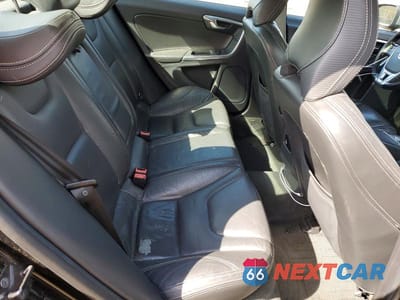 Zdjęcie 10 z 12 samochodu: 2012 VOLVO S60 T6 VIN:YV1902FH4C2083404 - miniatura