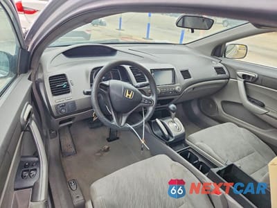 Zdjęcie 8 z 12 samochodu: 2008 HONDA CIVIC LX VIN:2HGFG12678H561432 - miniatura