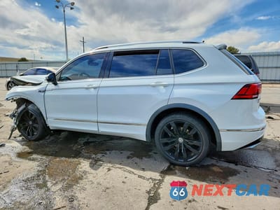 Drugie zdjęcie samochodu z przodu: 2020 VOLKSWAGEN TIGUAN SEL PREMIUM R-LINE VIN:3VV4B7AX0LM034393 - miniatura