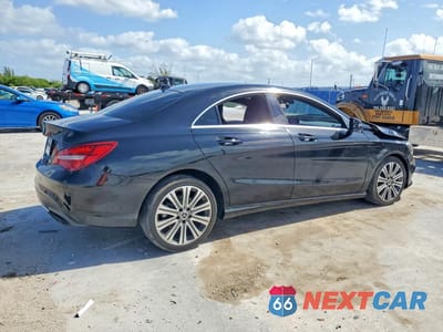Trzecie zdjęcie samochodu z tyłu: 2018 MERCEDES-BENZ CLA 250 VIN:WDDSJ4EB5JN571663 - miniatura