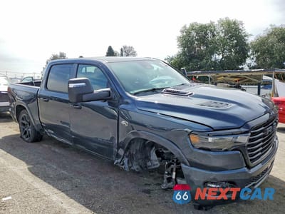 Czwarte zdjęcie samochodu z boku: 2026 RAM 1500 LARAMIE VIN:1C6SRFJT2TN302091 - miniatura