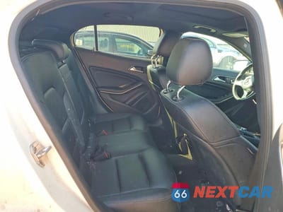 Zdjęcie 10 z 12 samochodu: 2017 MERCEDES-BENZ GLA 250 4MATIC VIN:WDCTG4GB1HJ302565 - miniatura