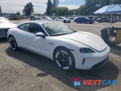 Czwarte zdjęcie samochodu z boku: 2025 PORSCHE TAYCAN BASE VIN:WP0AA2Y15SSA09474 - miniatura