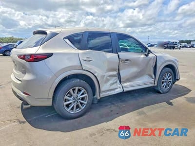 Trzecie zdjęcie samochodu z tyłu: 2025 MAZDA CX-5 PREFERRED VIN:JM3KFBCL4S0630025 - miniatura