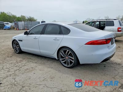 Drugie zdjęcie samochodu z przodu: 2016 JAGUAR XF S VIN:SAJBG4BV8GCY06179 - miniatura
