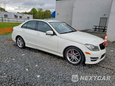 Czwarte zdjęcie samochodu z boku: 2012 MERCEDES-BENZ C 300 4MATIC VIN:WDDGF8BB8CR204125 - miniatura