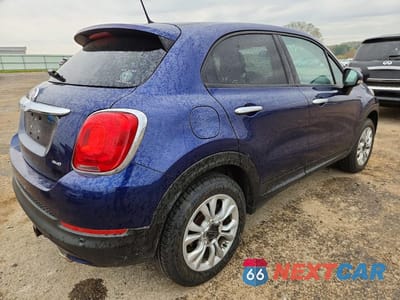 Trzecie zdjęcie samochodu z tyłu: 2016 FIAT 500X EASY VIN:ZFBCFYBT0GP353585 - miniatura